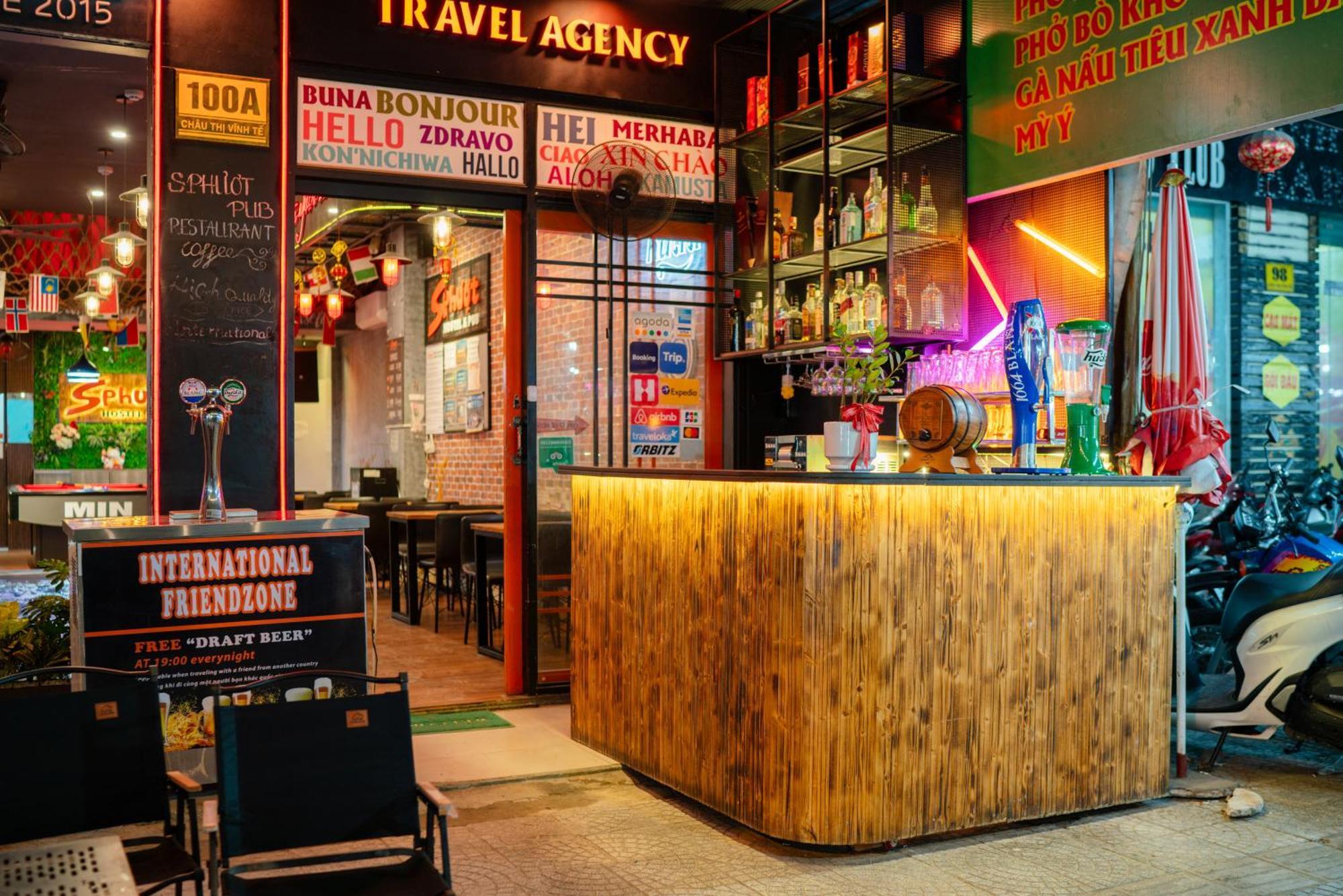 Da Nang S Phuot Hostel Bagian luar foto